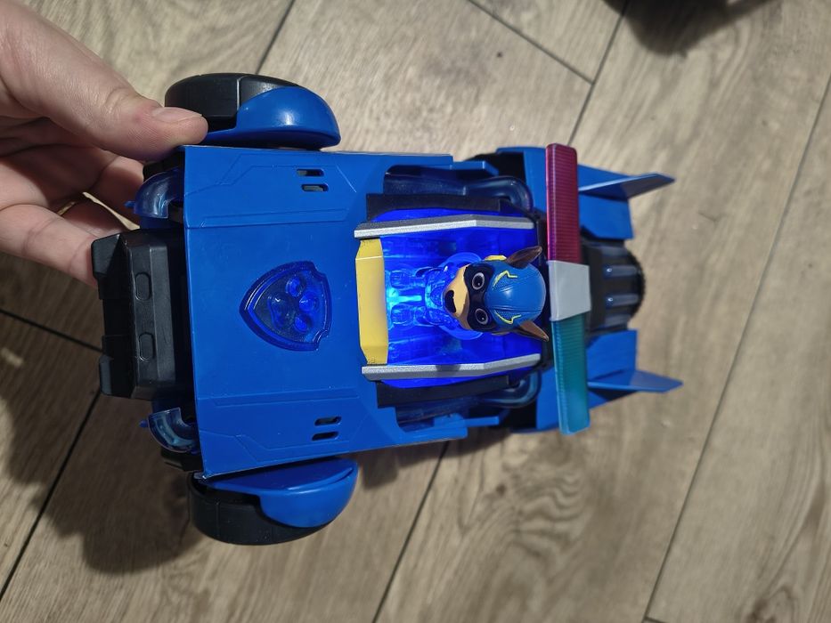 Kosmopiesek świecący grający chase psi patrol paw patrol