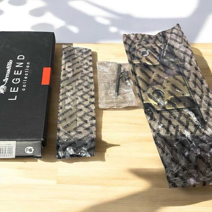 Замок Armadillo LH 25-50 AB BOX ригель+защёлка (бронза,нікель,золото)