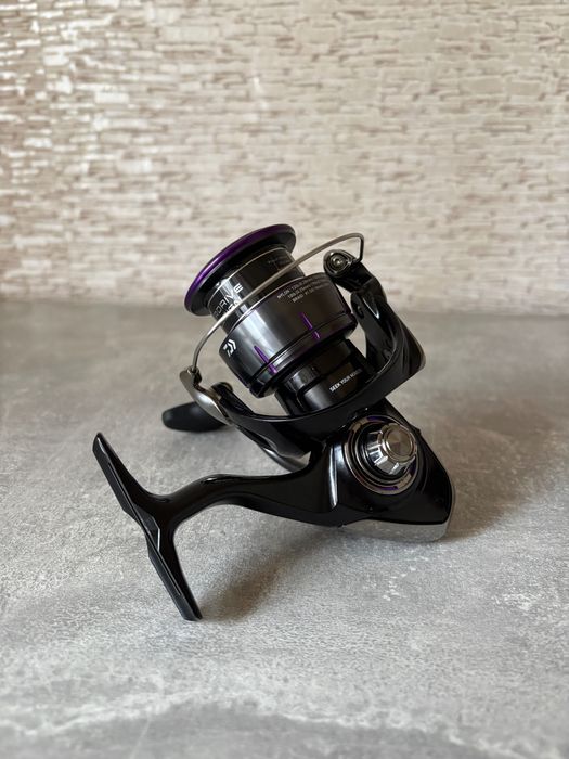 Котушка Daiwa PROREX V LT4000-C