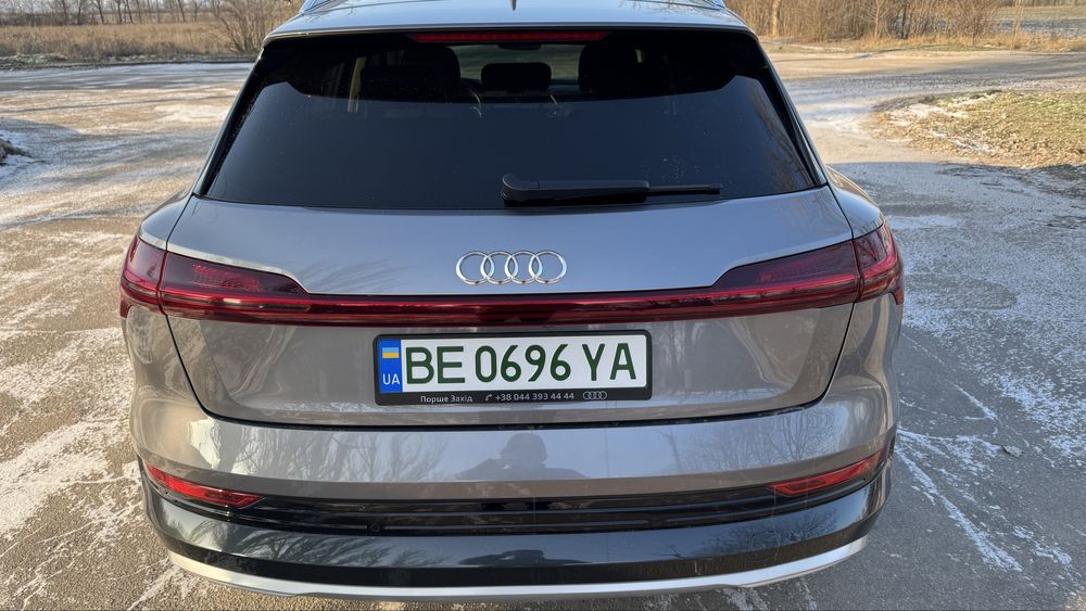 Audi Etron 55 2019 максимальна