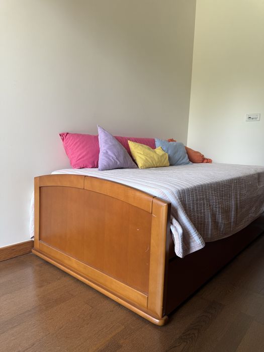Cama 140x200 com Cama Gavetão + 2 colchões