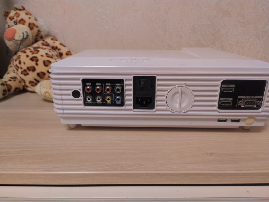 Продам led проектор