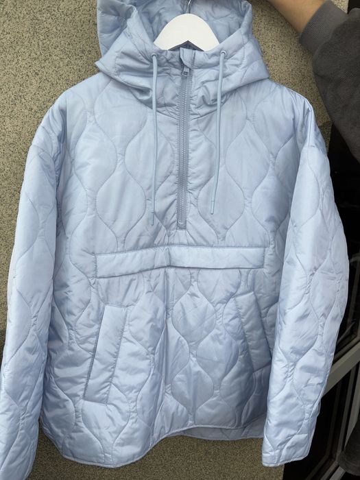 Стьобана демі куртка анорак р. M/L