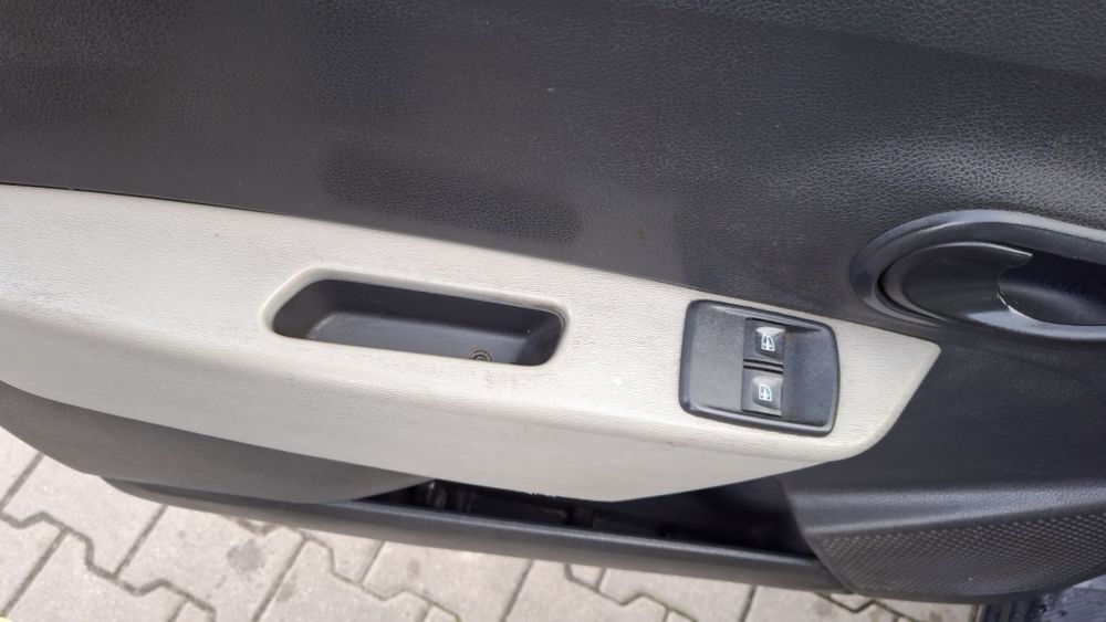 dacia dokker możliwość dodatkowych siedzeń