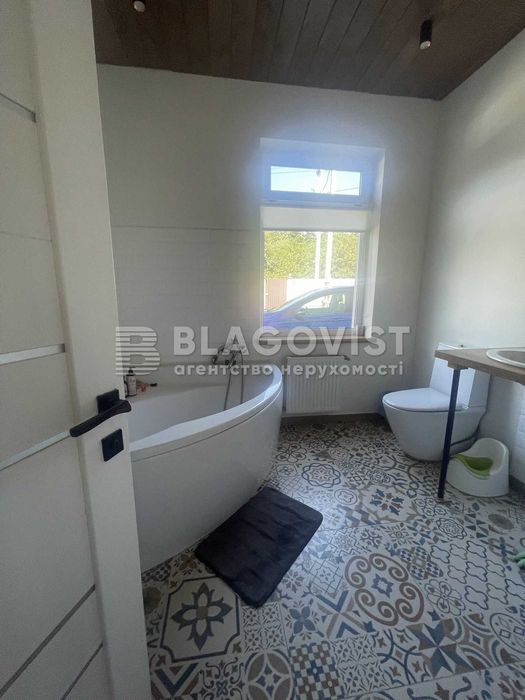 Продаж! дома Жовтневе (Бориспільський) веранда і ділянкою на 17 соток