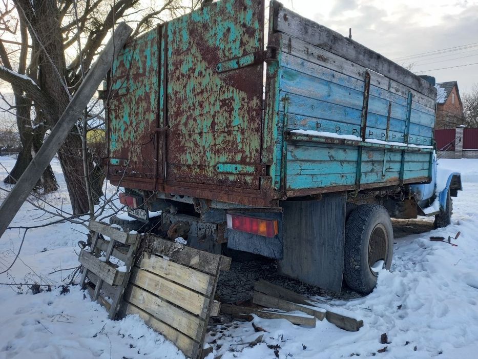 Зіл 130 з документами