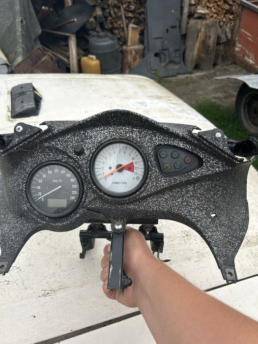 Панель приладів сузукі suzuki sv650