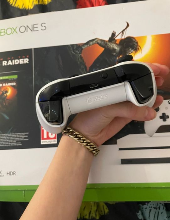 PROMOCJA (1.05) XBOX ONE S - 1TB - (GTA V RDR2) + 9 gier