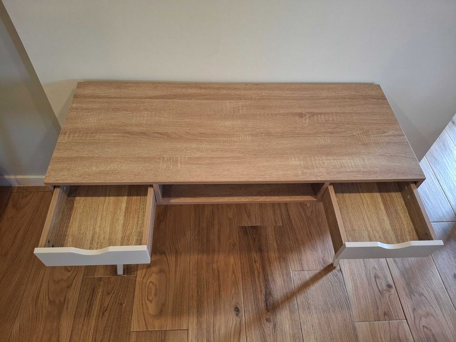 Secretária + 2 Estantes