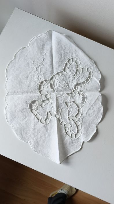 Serwetka ręcznie robiona