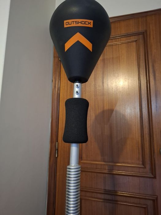 Punching Ball de Boxe Outshock (Mola Reforçada e Segura)