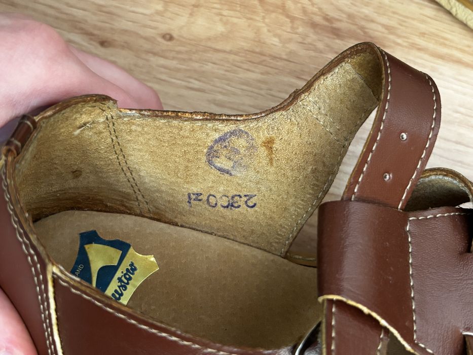 nowe brązowe sandały skórzane retro polishcore