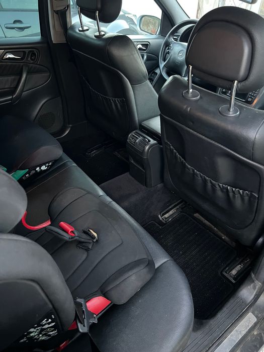 Carrinha Mercedes-Benz C200 CDI