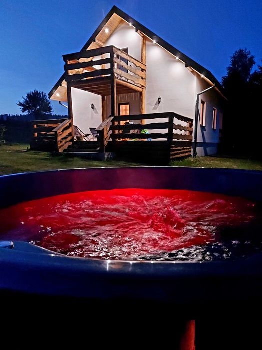 Domek dom do wynajecia Solina tyrolka  Wańkowa Bieszczady jacuzzi bania