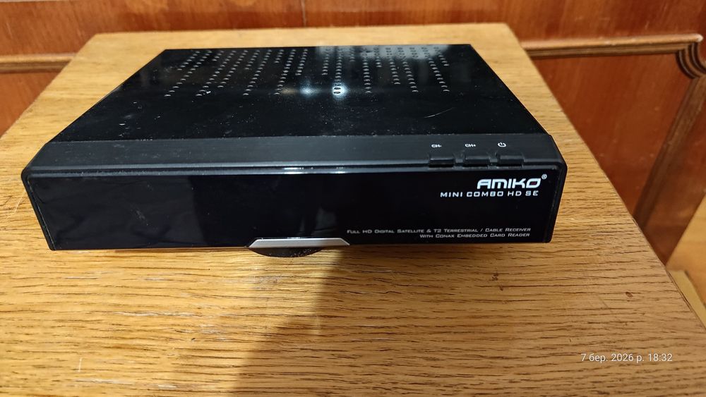 Спутниковый ресивер Amiko Mini Combo HD SE