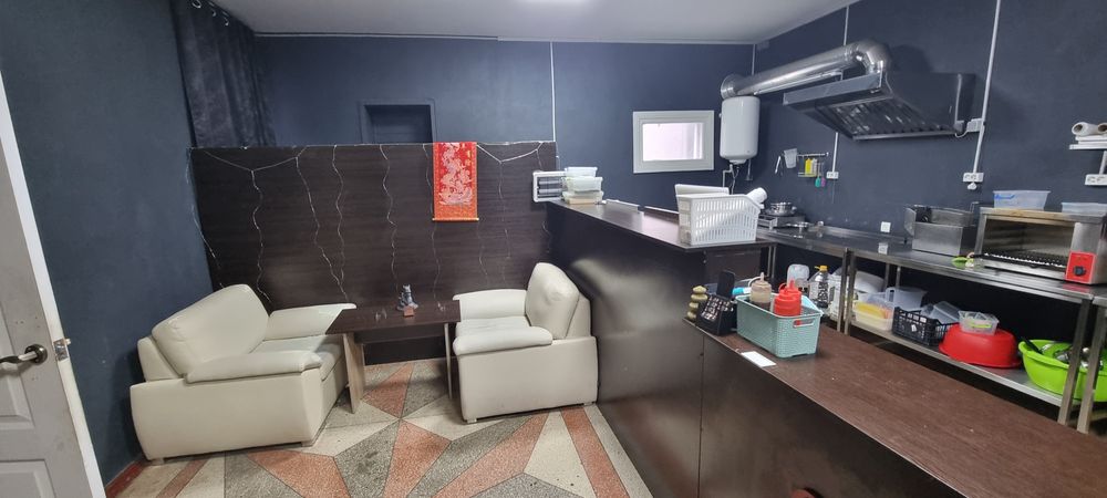 Морозилка холодильник оборудование для кафе