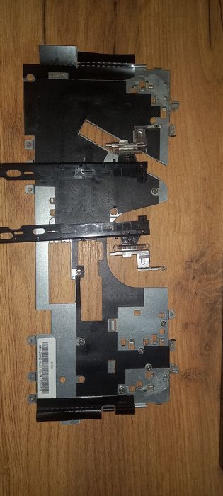 Металева рамка / шасі від ноутбука (кріплення клавіатури)