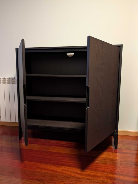 Vendo armário IKEA REGISSOR castanho escuro