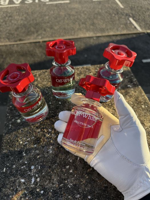 Off white SOLUTION N°1 , N°2 , N°3 , N°4   Парфуми