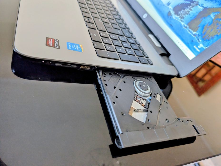 HP Notebook Intel Core i5-5200U AMD Radeon R5 M330 15.6"