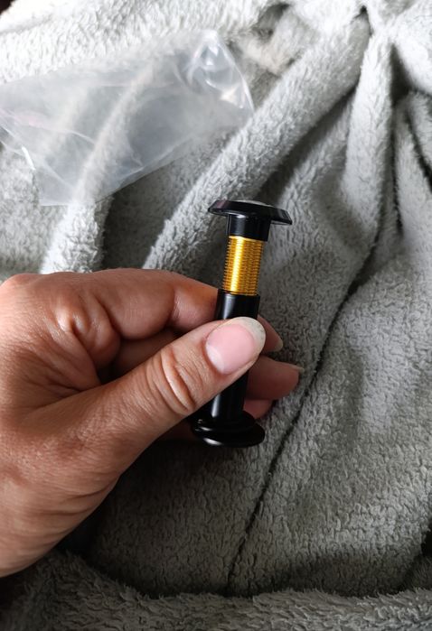 Wizjer judasz czarny