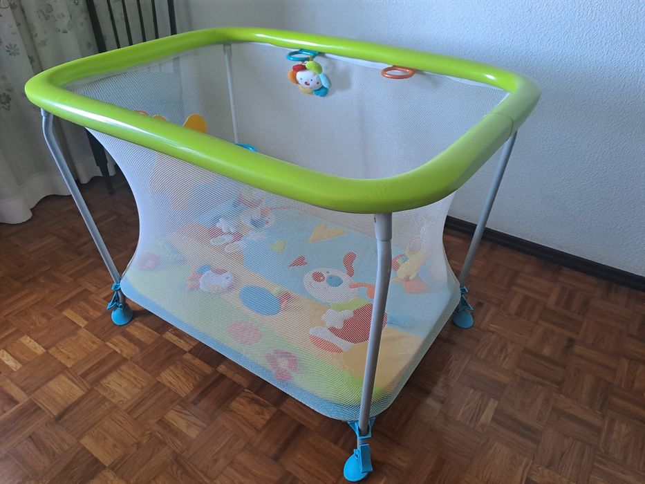 Parque de bebé zippy