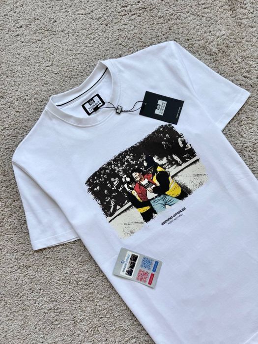 Футболка Weekend Offender