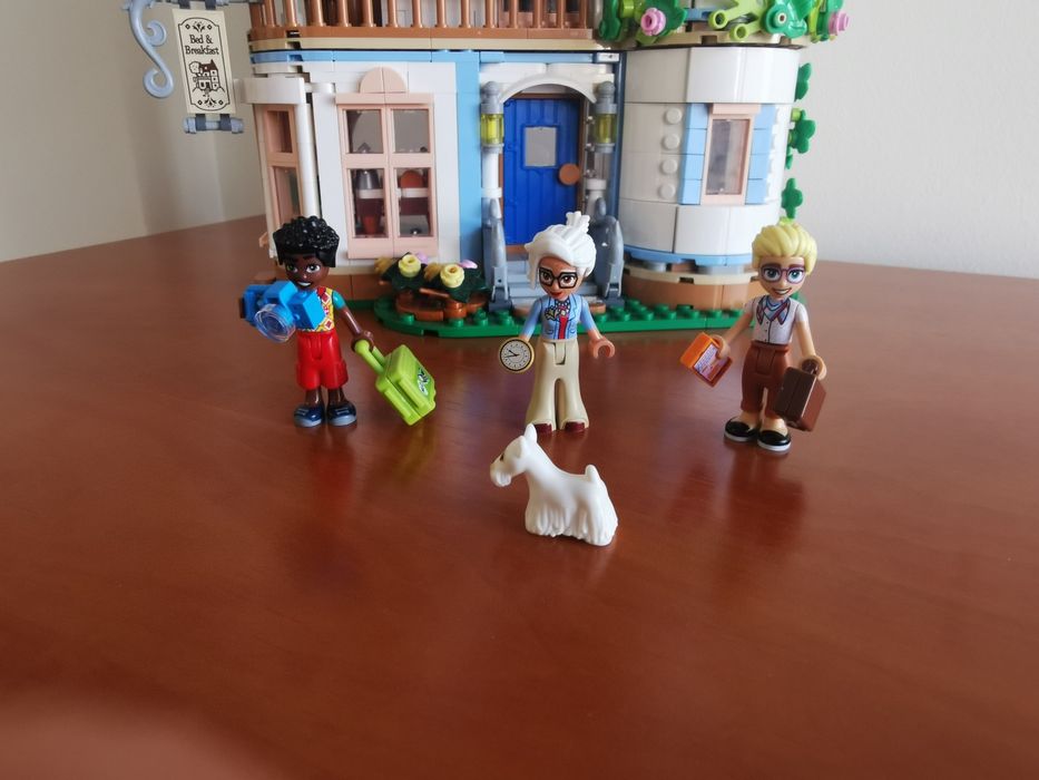 Lego 42638 Friends Castle Bed and Breakfast