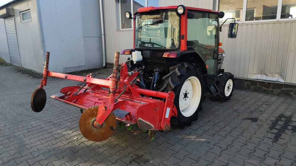 Japoński traktorek Yanmar US261 4x4 26KM Rewers Klima Wspomaganie Gleb