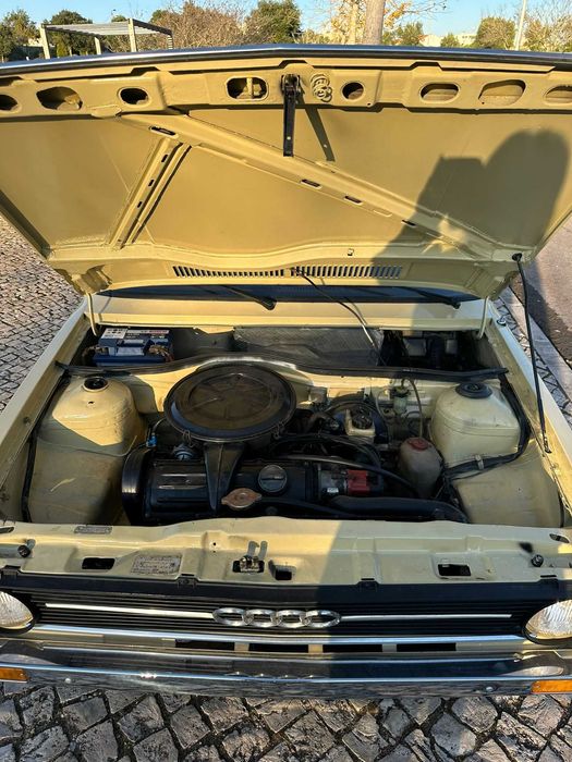 Audi 50 1.1 – 1975 | Restaurado |  peças incluídas