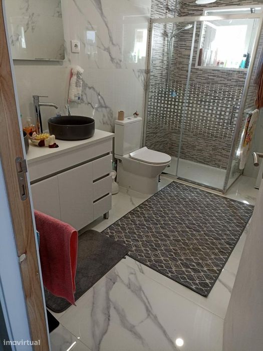 Quarto - localizado em Santarem
