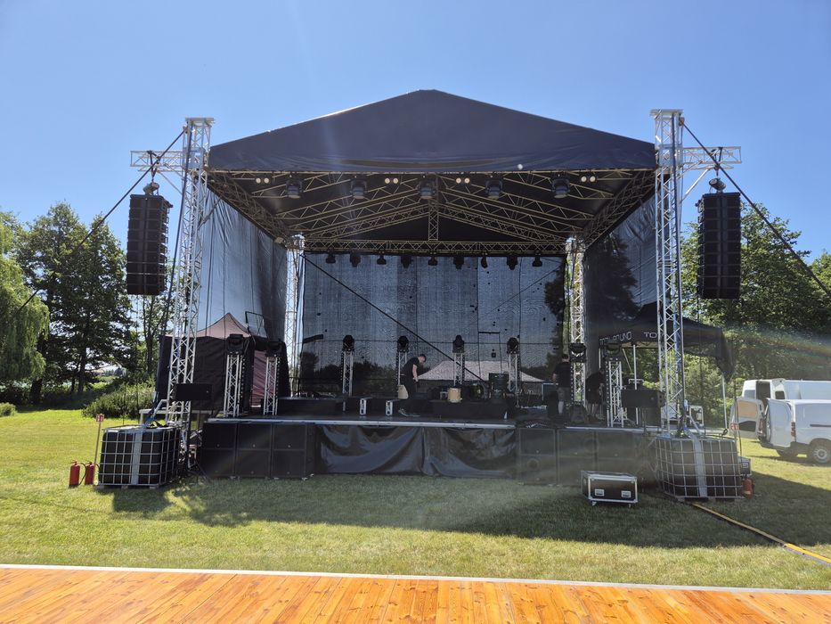 Scena 10x8, 8x6 Nagłośnienie Oświetlenie Agregaty Technika Estradowa