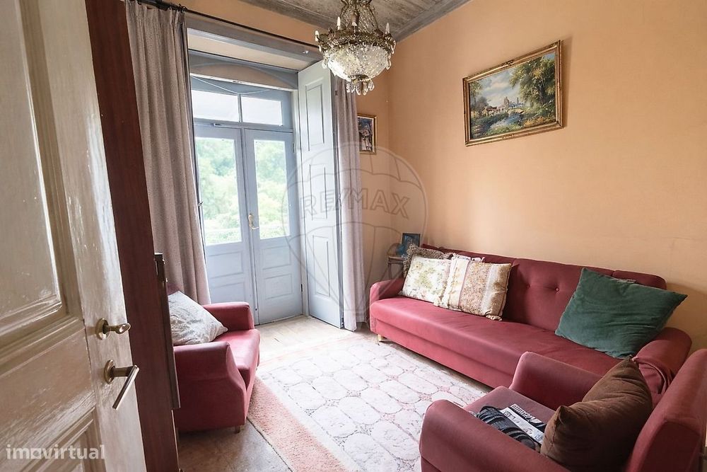 Moradia T6 para venda