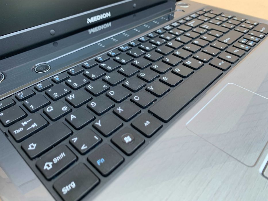 Laptop Medion Akoya P6634 MD98930
