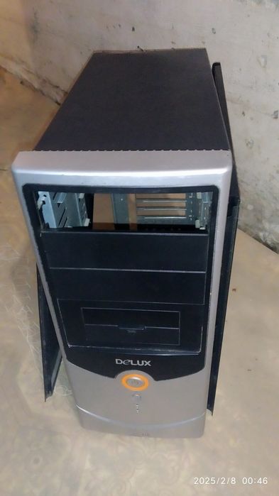 Корпус системного блоку ПК, Delux