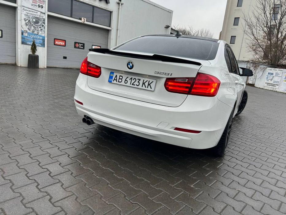 BMW F30/328.
