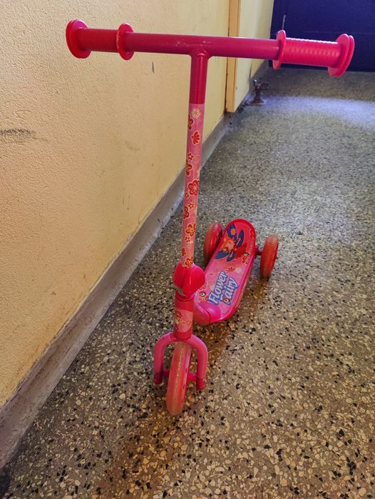 Hulajnoga dla dziewczynki