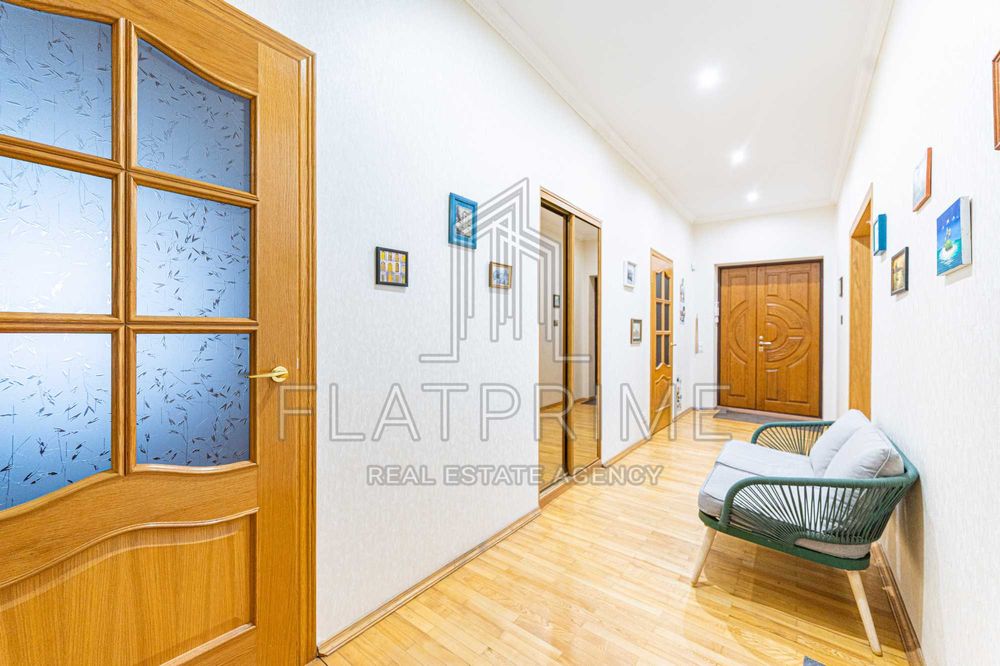 Без% Продаж 3-х кімнатної квартири, 135 м2, вул. Назарівська, 9