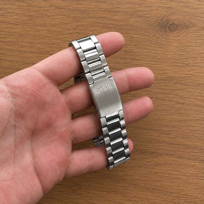 Casio WR50M – klasyczny zegarek Czarny