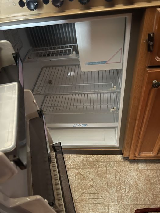 автобудинок hobby кемпер караван гарний стан обмін на авто