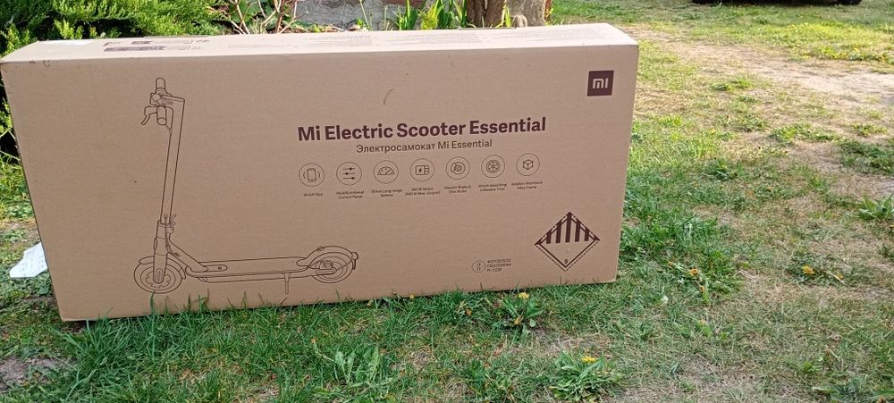 Hulajnoga elektryczna Mi electric scooter essential