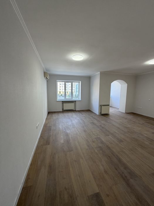 Продам квартиру-стідію в центрі