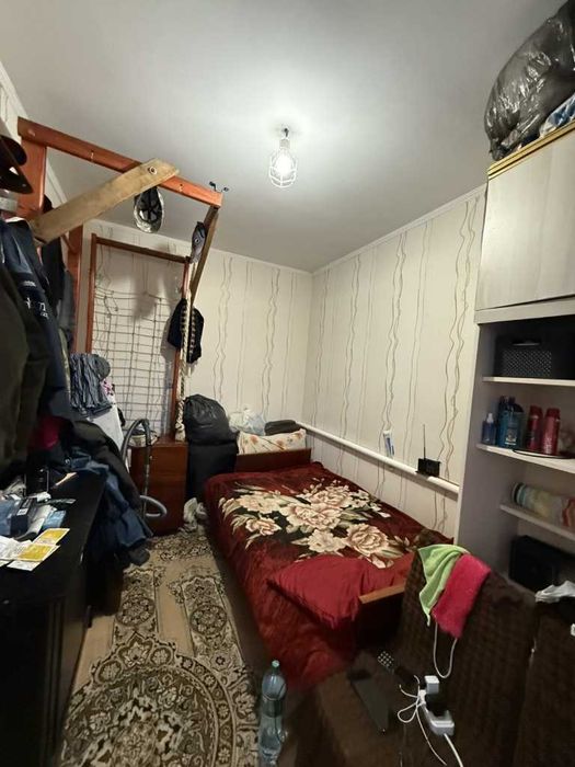 Окремий будинок 68 м² Інститут зв’язку, 7 соток, газ, гараж