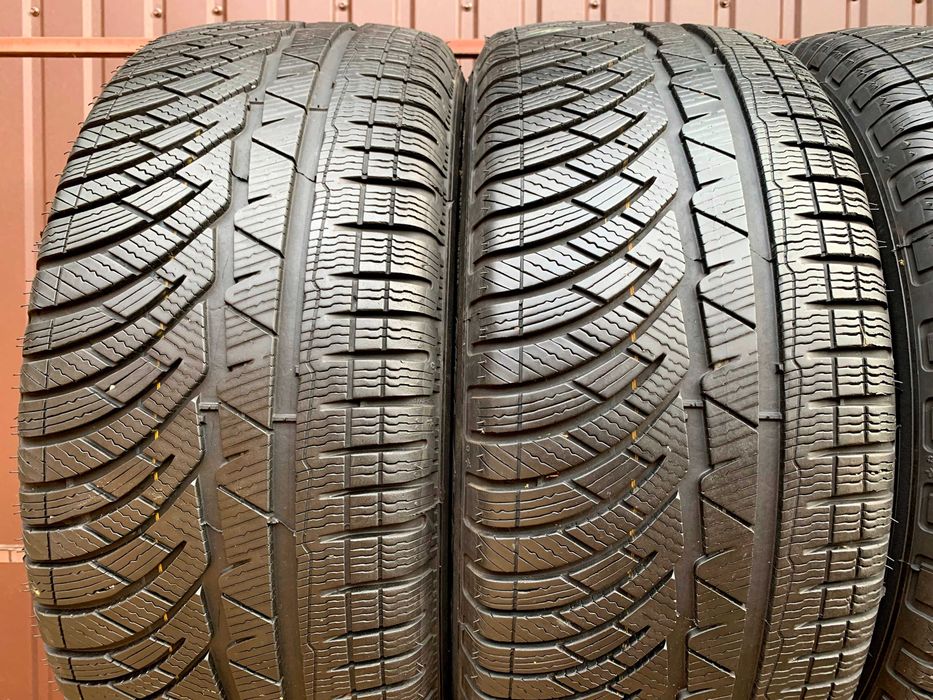 245/45 R18 100V XL Michelin Pilot Alpin PA4 AO / Зимові шини / 2021 Франція