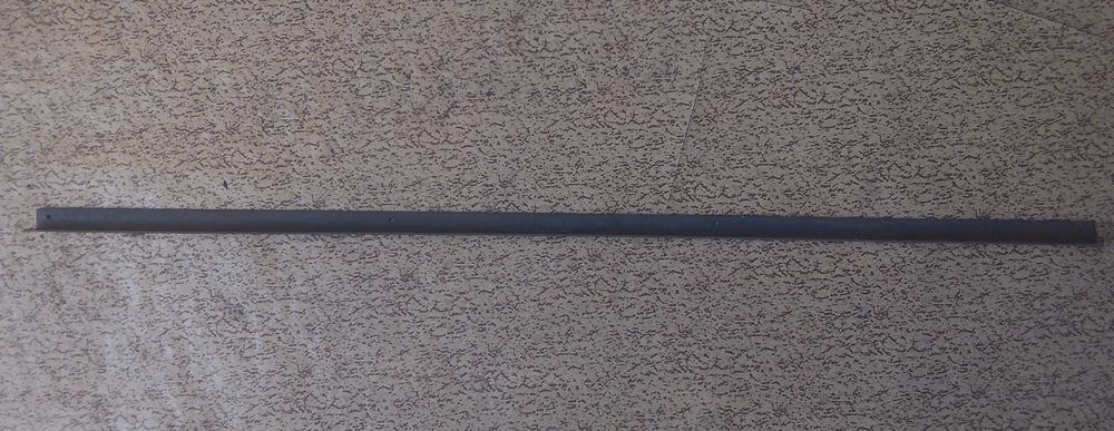 Металлический уголок 116х3х2,5