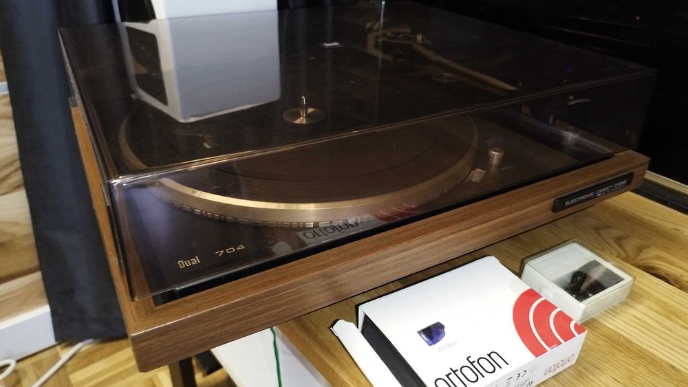 Gramofon Dual 704 + wkładka Ortofon 2M Blue. Dual CS 704