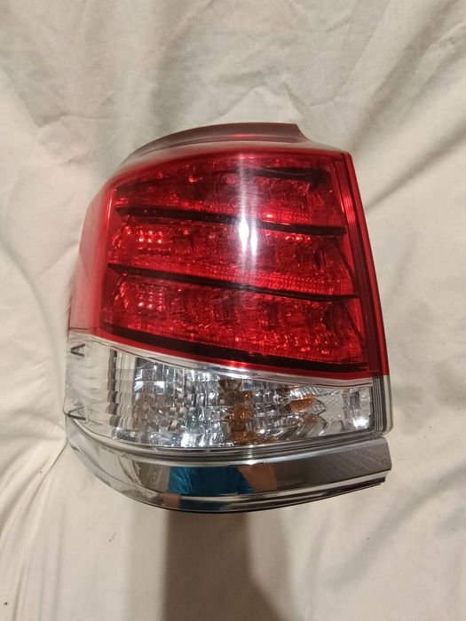 Задние фары Лексус 570