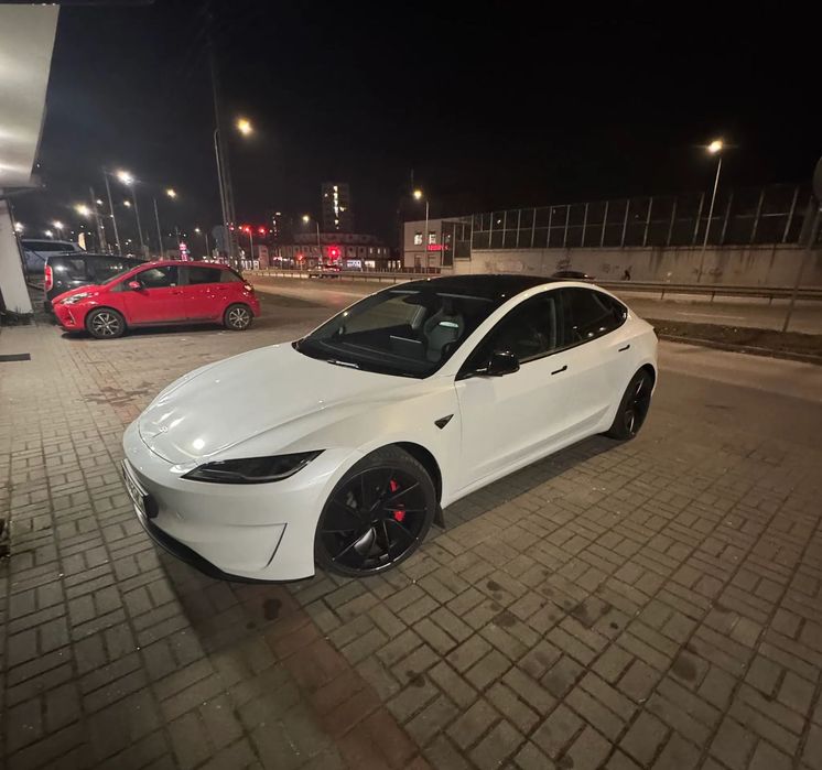 Tesla Model 3 Tesla - Wynajem z opcją wykupu!