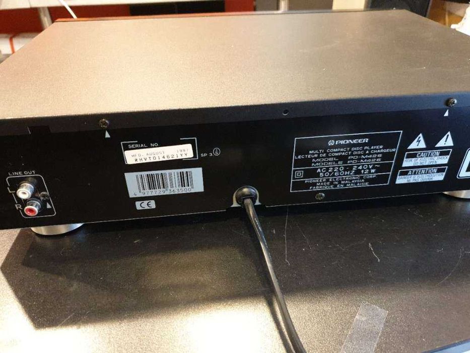 Сі - Ді   чейнджер Pioneer.