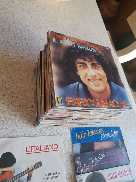 Lote de 79 discos antigos